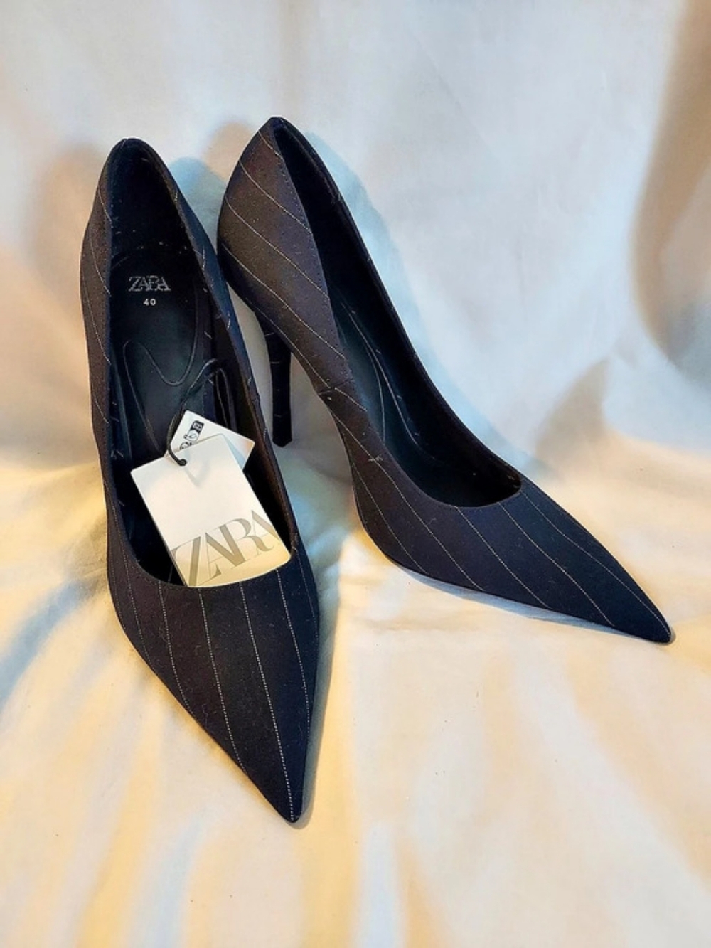 Zara Navy Blue Pinstripe Pointed Toe Stiletto Heels Pump 40 NWT